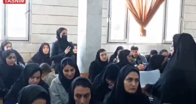  کرسی آزاد اندیشی با حضور اساتید حوزه و دانشگاه الیگودرز برگزار شد